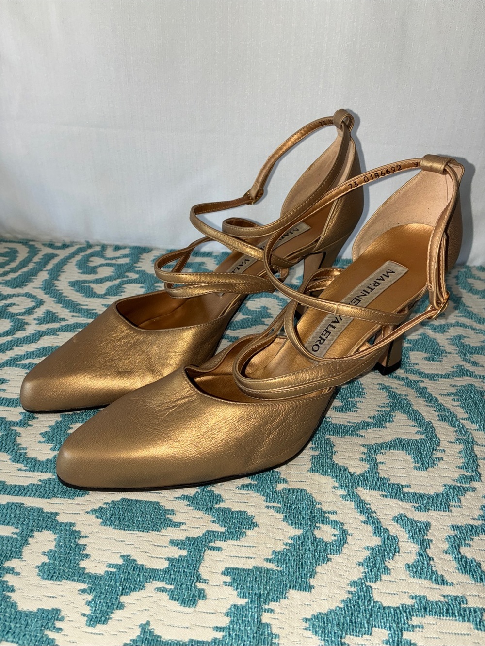 Martinez Valero Metallic Gold Strappy Low Pumps Leather Made in Spain Sz 9 1/2 B